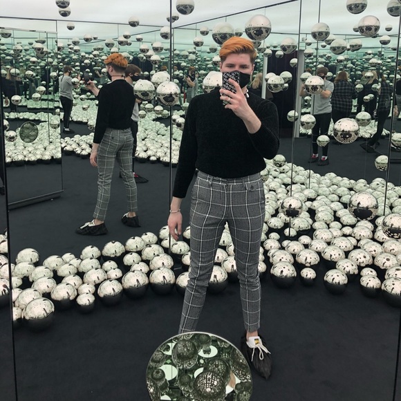 Meet your Posher, Brendan - Picture 2 of 5